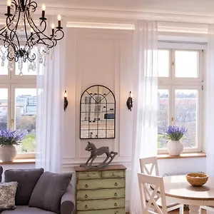 Charme De Provence In Apartment Prague
