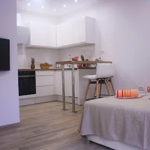 M-dream, In Heart Of Apartment Split